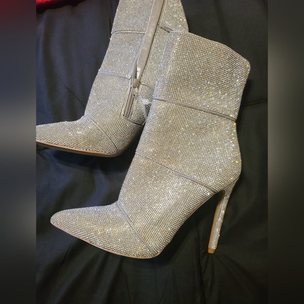 Steve Madden Winona Rhinestone Boots